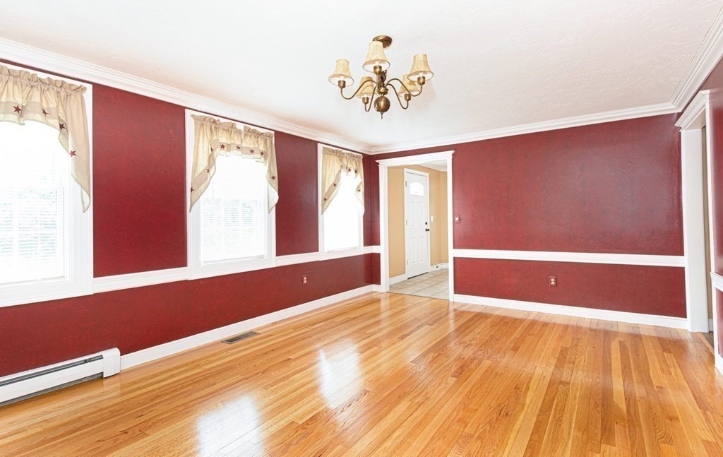 42 Browning Road Shrewsbury, MA 01545 - Photo 9 of 26 Gallery Image 9