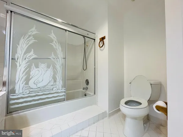 $2,300 | 7715 Lafayette Forest Drive, Unit 101, Annandale, VA 22003