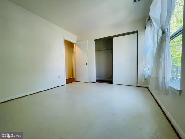 $2,300 | 7715 Lafayette Forest Drive, Unit 101, Annandale, VA 22003