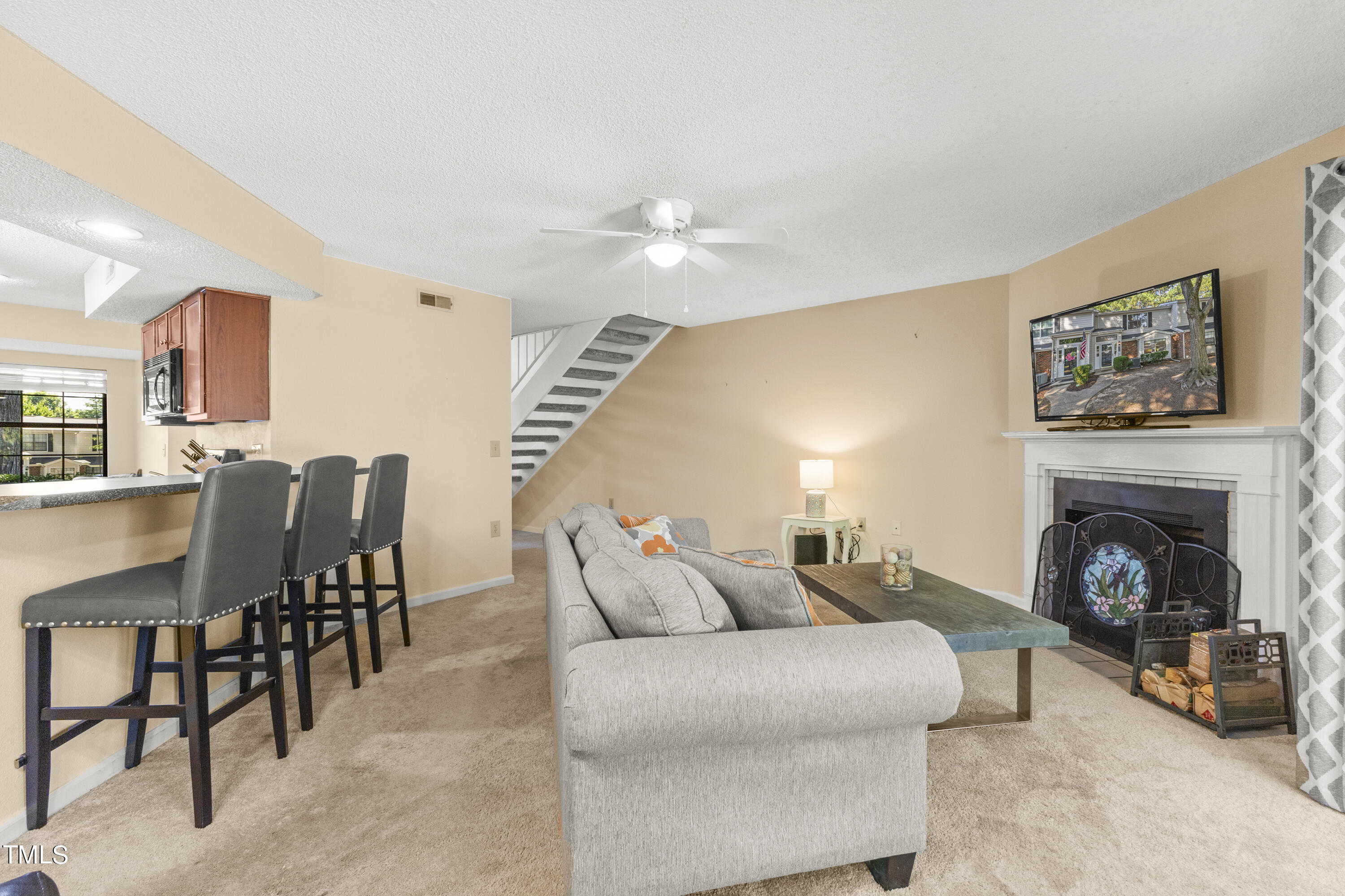 7927 Falcon Rest Circle Raleigh, NC 27615 - Photo 12 of 50 12-202406257927 Falcon Rest Cir012