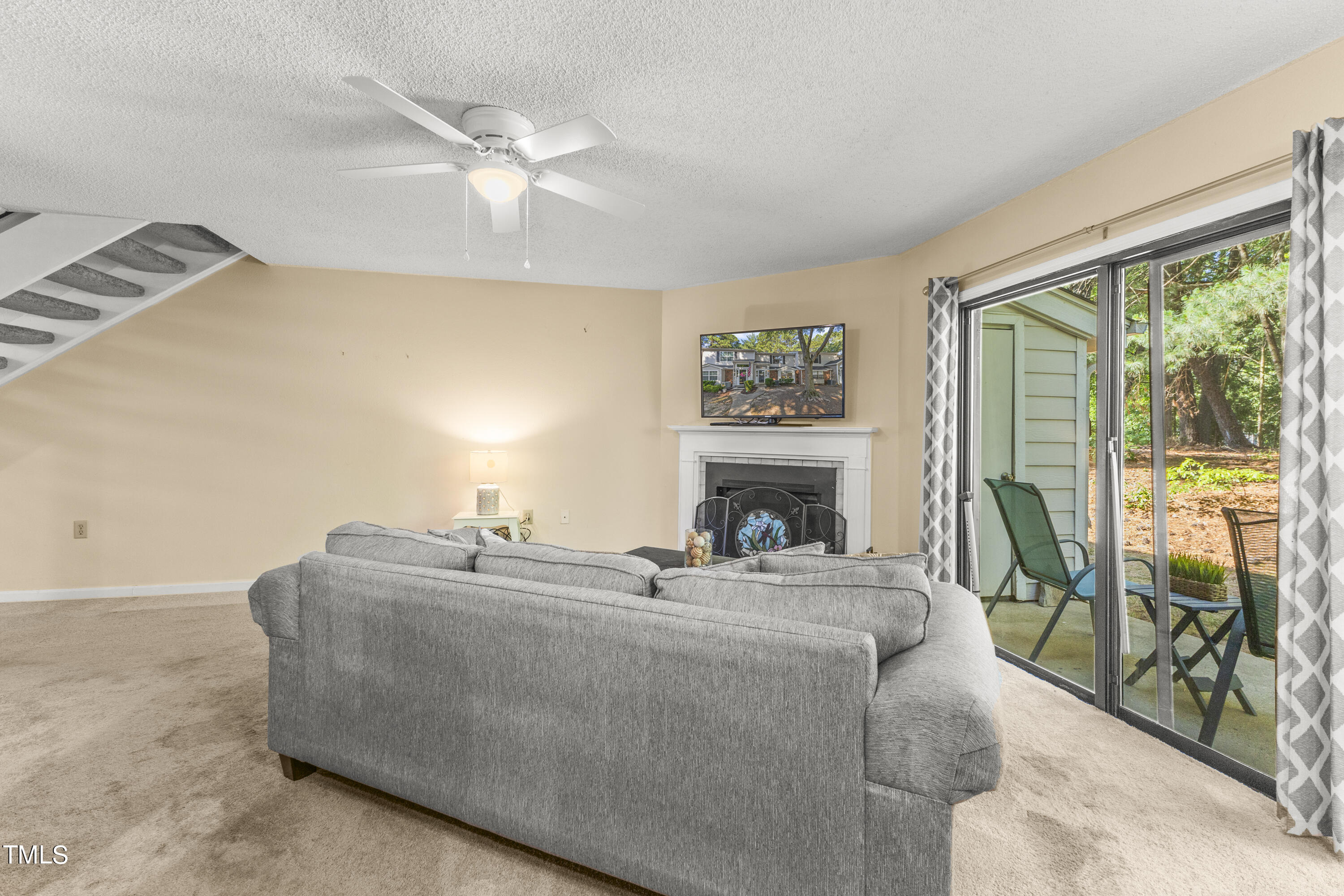 7927 Falcon Rest Circle Raleigh, NC 27615 - Photo 14 of 50 14-202406257927 Falcon Rest Cir014
