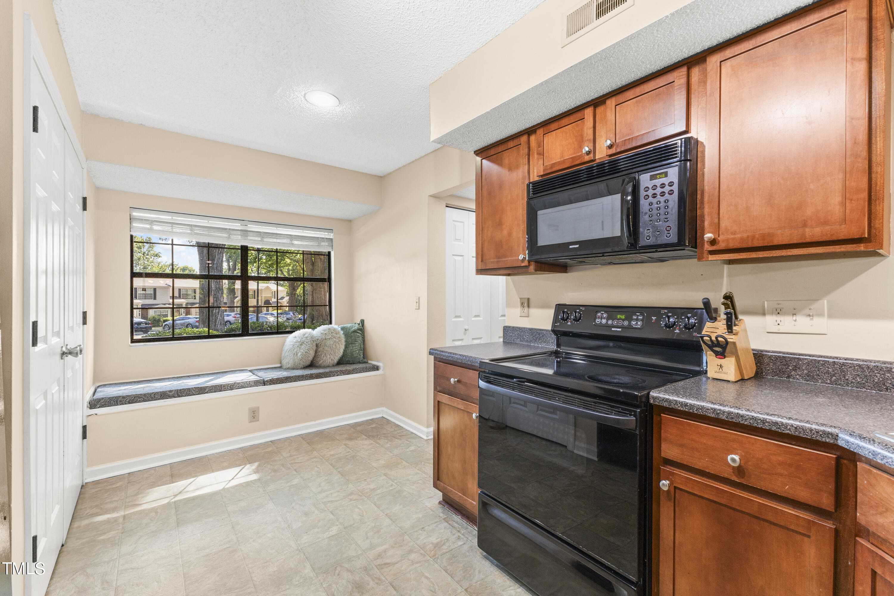 7927 Falcon Rest Circle Raleigh, NC 27615 - Photo 26 of 50 26-202406257927 Falcon Rest Cir026
