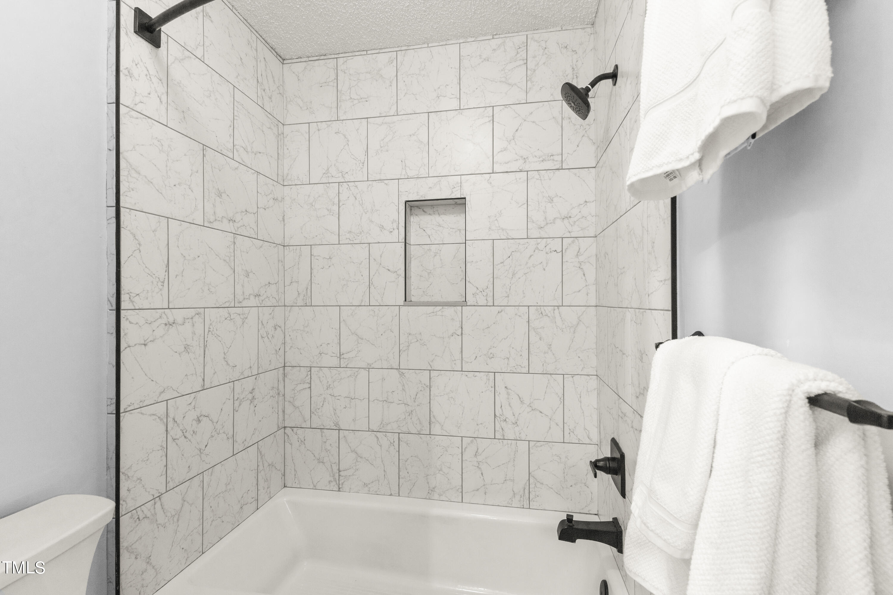 7927 Falcon Rest Circle Raleigh, NC 27615 - Photo 41 of 50 41-202406257927 Falcon Rest Cir041
