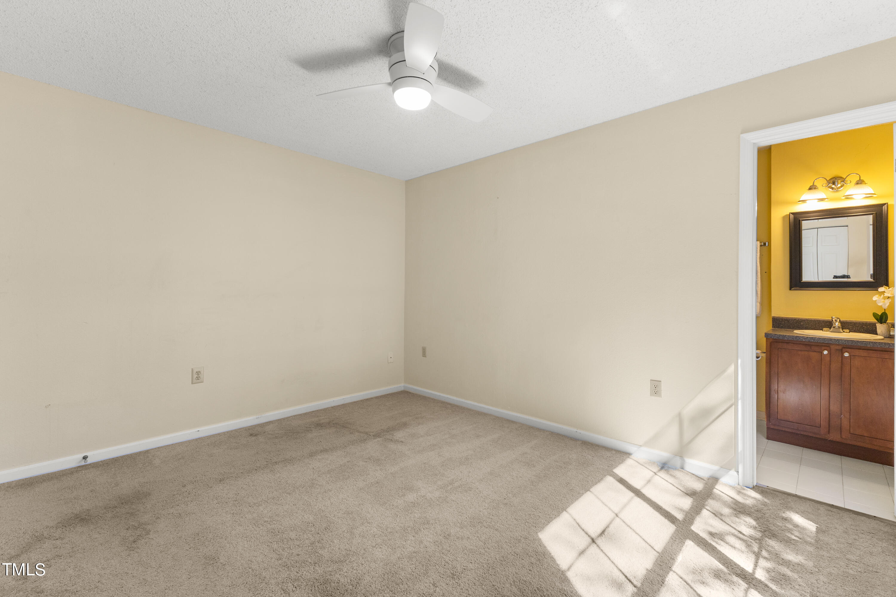 7927 Falcon Rest Circle Raleigh, NC 27615 - Photo 44 of 50 44-202406257927 Falcon Rest Cir044