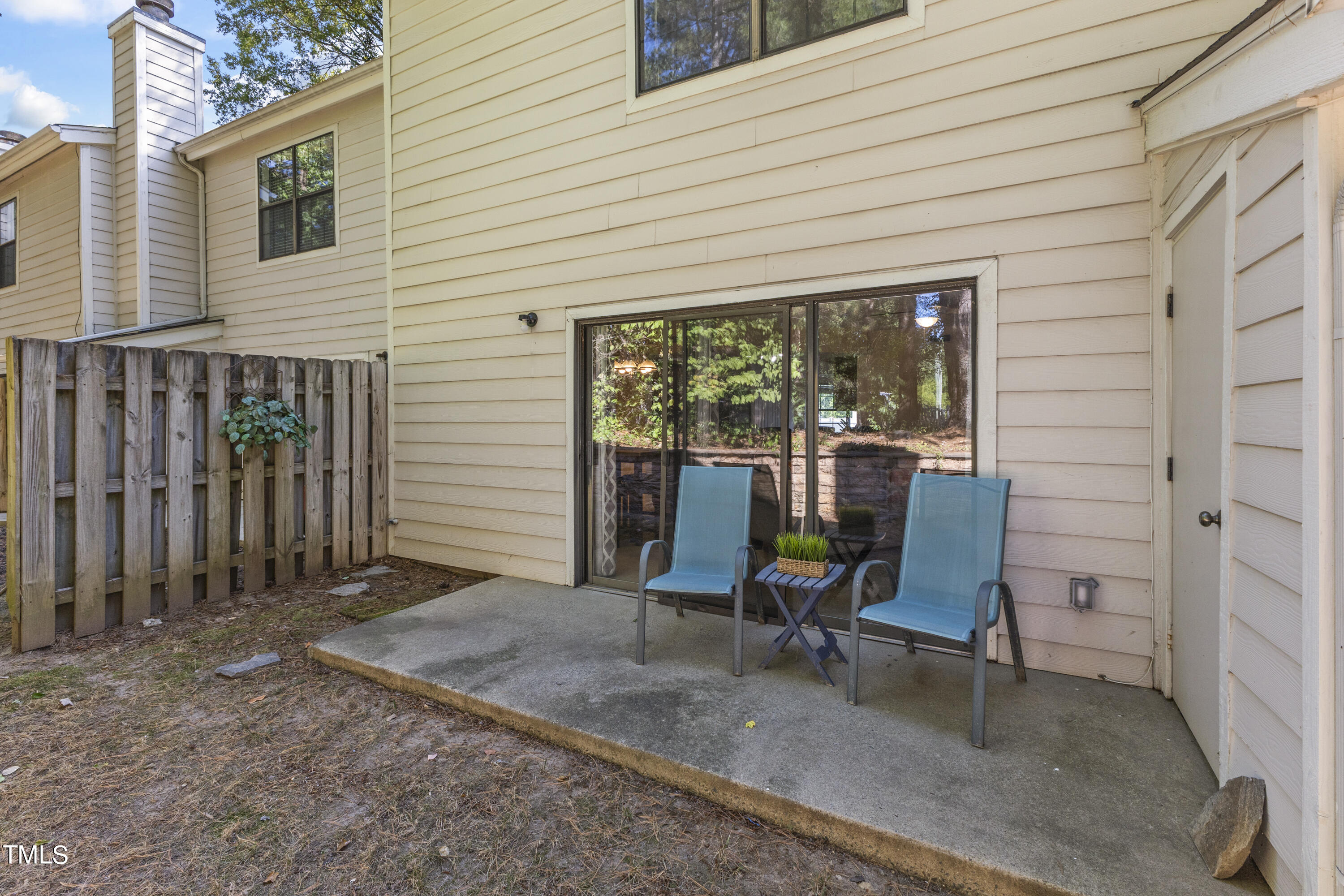 7927 Falcon Rest Circle Raleigh, NC 27615 - Photo 47 of 50 47-202406257927 Falcon Rest Cir047