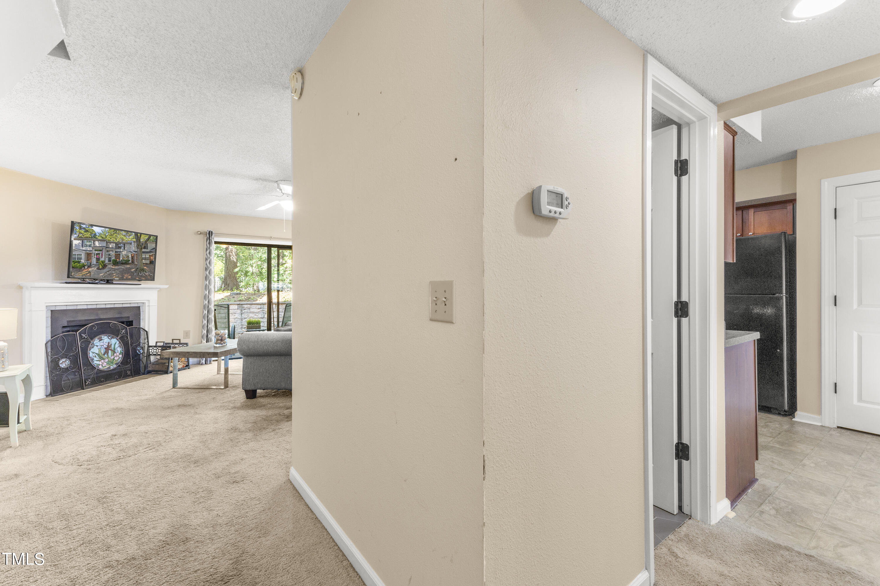 7927 Falcon Rest Circle Raleigh, NC 27615 - Photo 9 of 50 09-202406257927 Falcon Rest Cir009