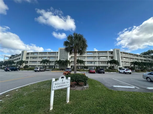 $94,900 | 3006 Cambridge A, Unit 3006, Deerfield Beach, FL 33442
