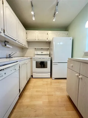 $94,900 | 3006 Cambridge A, Unit 3006, Deerfield Beach, FL 33442