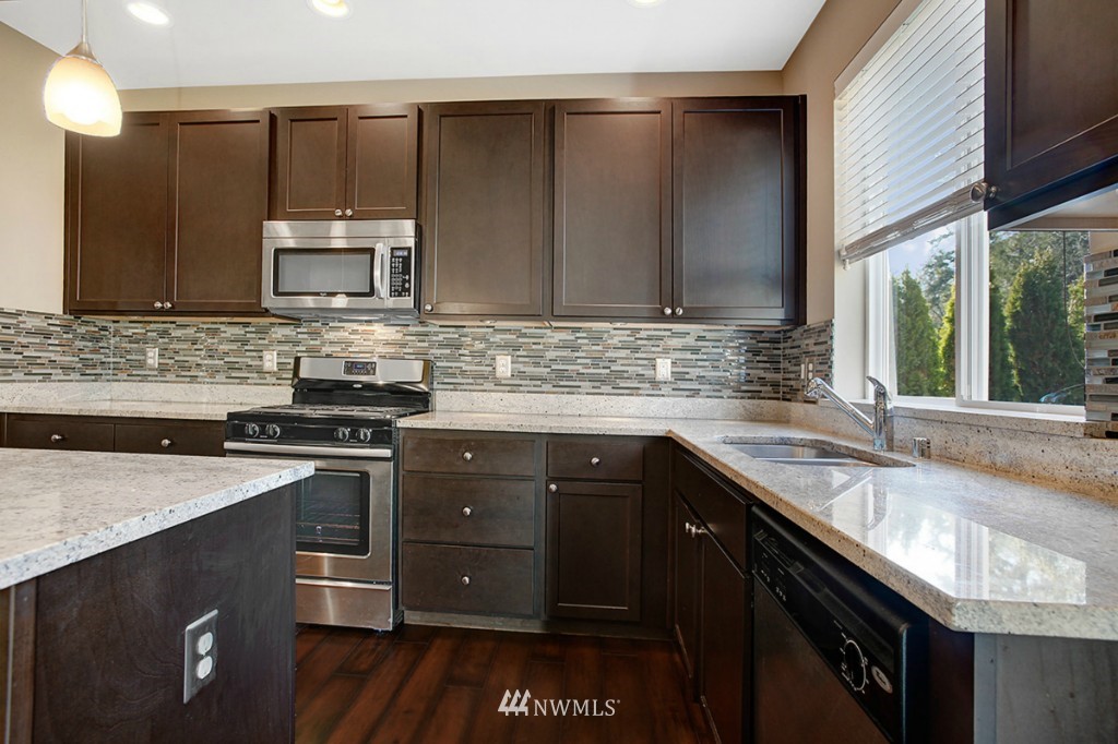 23030 19th Place West Bothell, WA 98021 - Photo 6 of 25