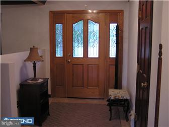 382 Sharon Road Hightstown, NJ 08520 - Photo 3 of 9