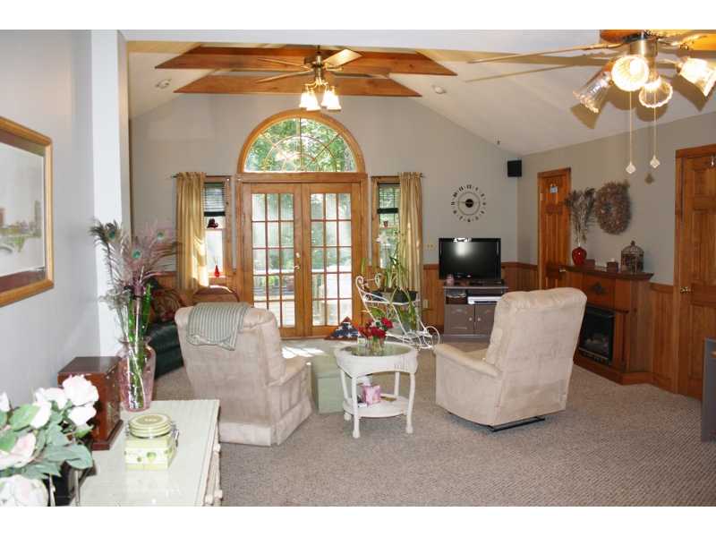 27 Mill Pond Road Exeter, RI 02822 - Photo 15 of 18 Den/Family/Great Room. Double closets- could be master bedroom