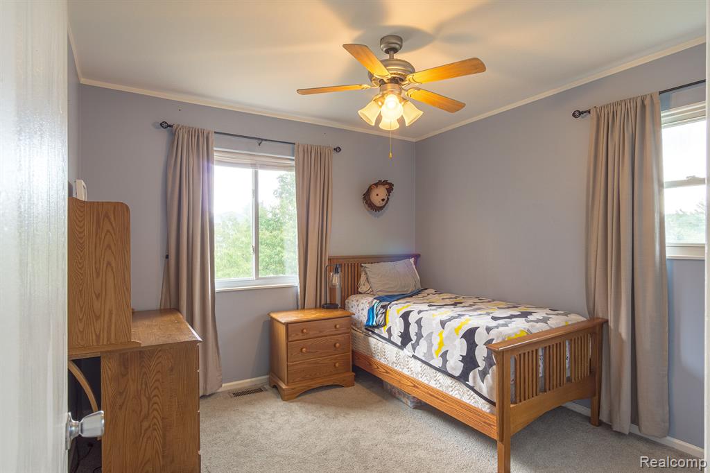 6072 Rocking Chair Road Grand Blanc, MI 48439 - Photo 8 of 19