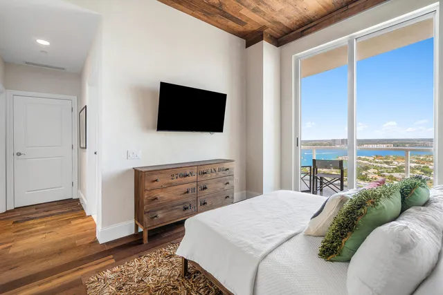 $18,000 | 2700 North Ocean Drive, Unit PH3B, Singer Island, FL 33404