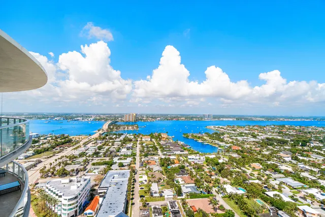 $18,000 | 2700 North Ocean Drive, Unit PH3B, Singer Island, FL 33404