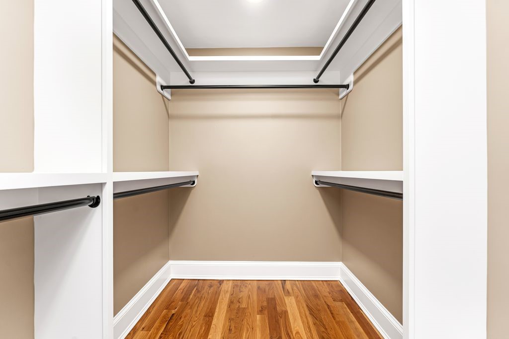 140 South Pier Road Narragansett, RI 02882 - Photo 27 of 40