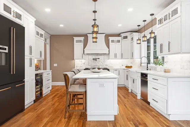 $2,950,000 | 140 South Pier Road, Narragansett, RI 02882