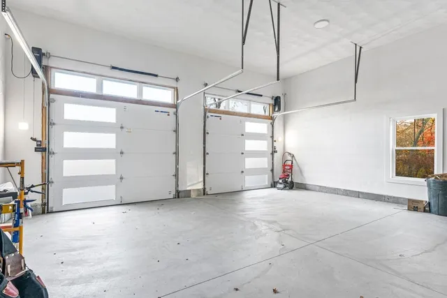 $2,950,000 | 140 South Pier Road, Narragansett, RI 02882