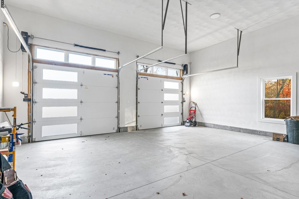 140 South Pier Road Narragansett, RI 02882 - Photo 34 of 40