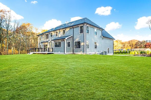 $2,950,000 | 140 South Pier Road, Narragansett, RI 02882