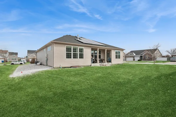 $459,500 | 807 Back Bay Court, Minooka, IL 60447