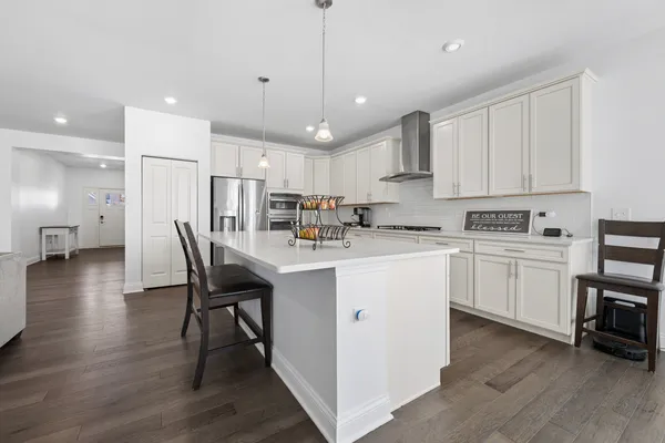 $459,500 | 807 Back Bay Court, Minooka, IL 60447
