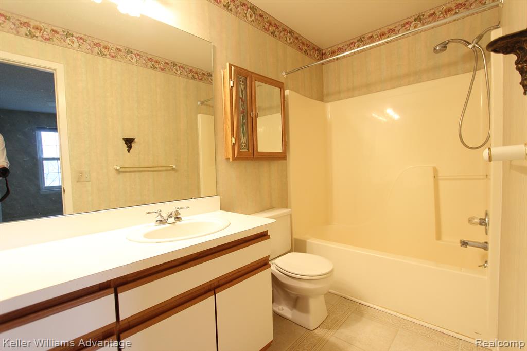 30896 Jasper Ridge Novi, MI 48377 - Photo 16 of 22