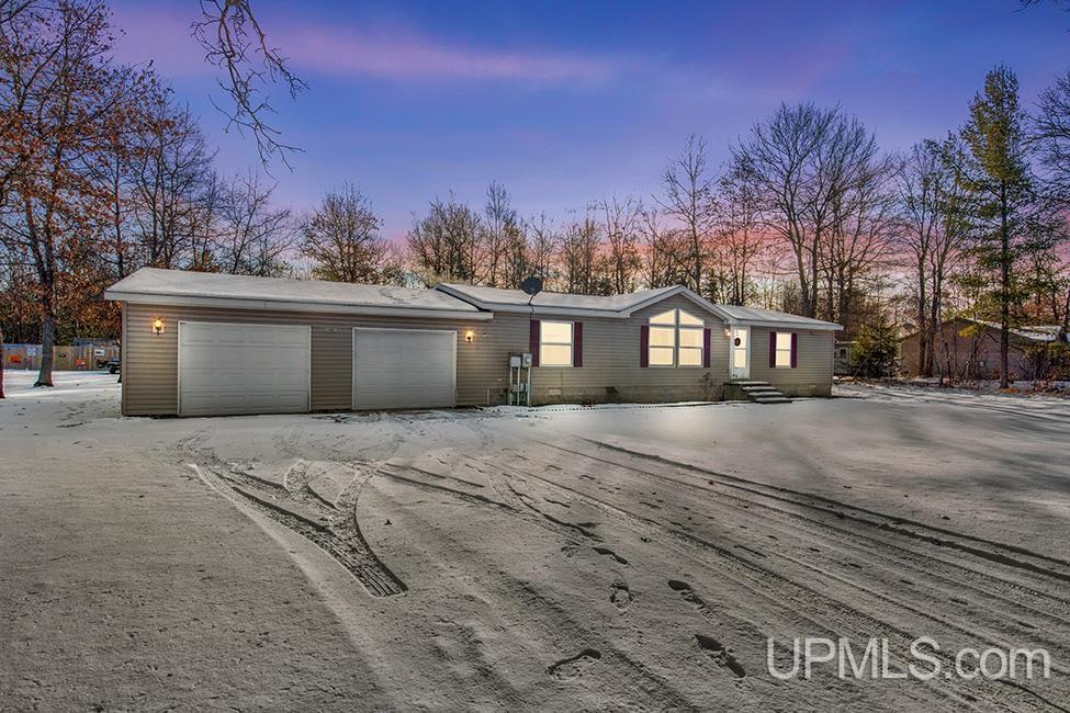10432 V.05 Road, Unit NONE Rapid River, MI 49878 - Photo 2 of 41