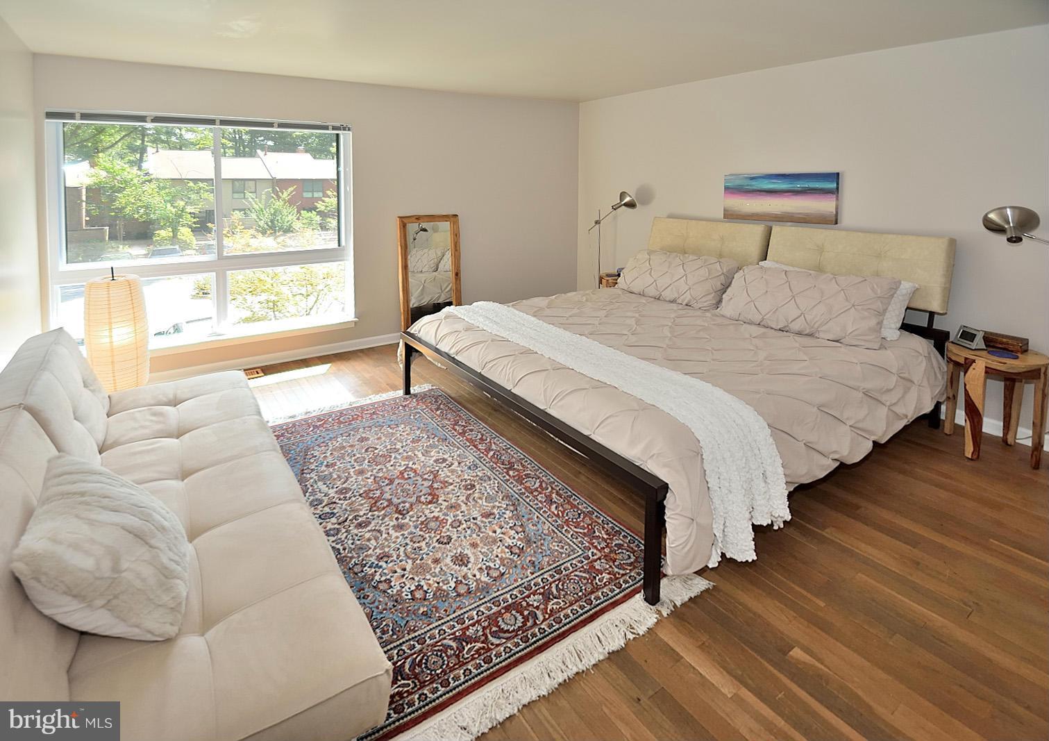 11788 Indian Ridge Road Reston, VA 20191 - Photo 21 of 30 Bedroom