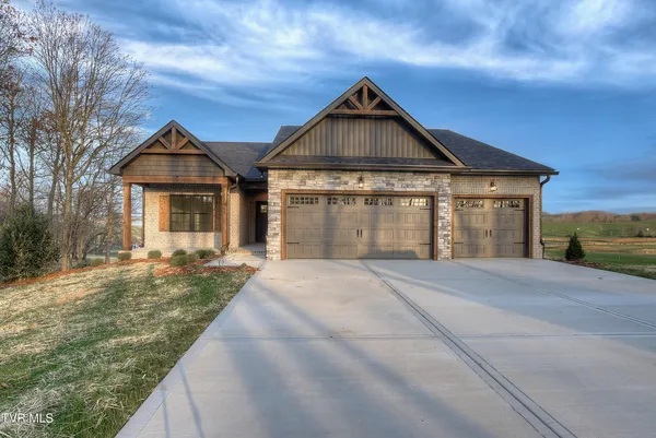 $674,900 | 1196 Hawley Road, Blountville, TN 37617