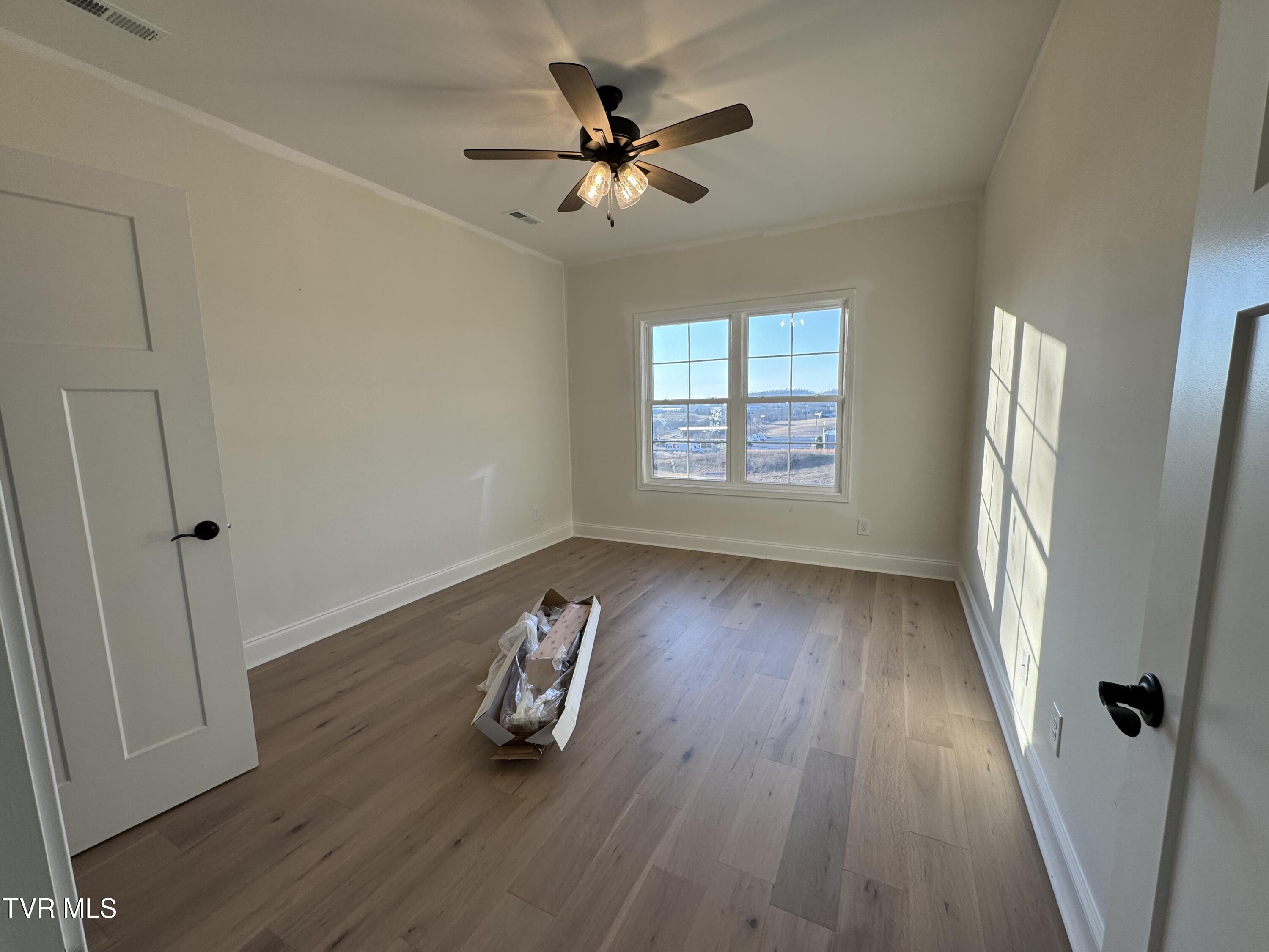 1196 Hawley Road Blountville, TN 37617 - Photo 13 of 24 IMG_2207