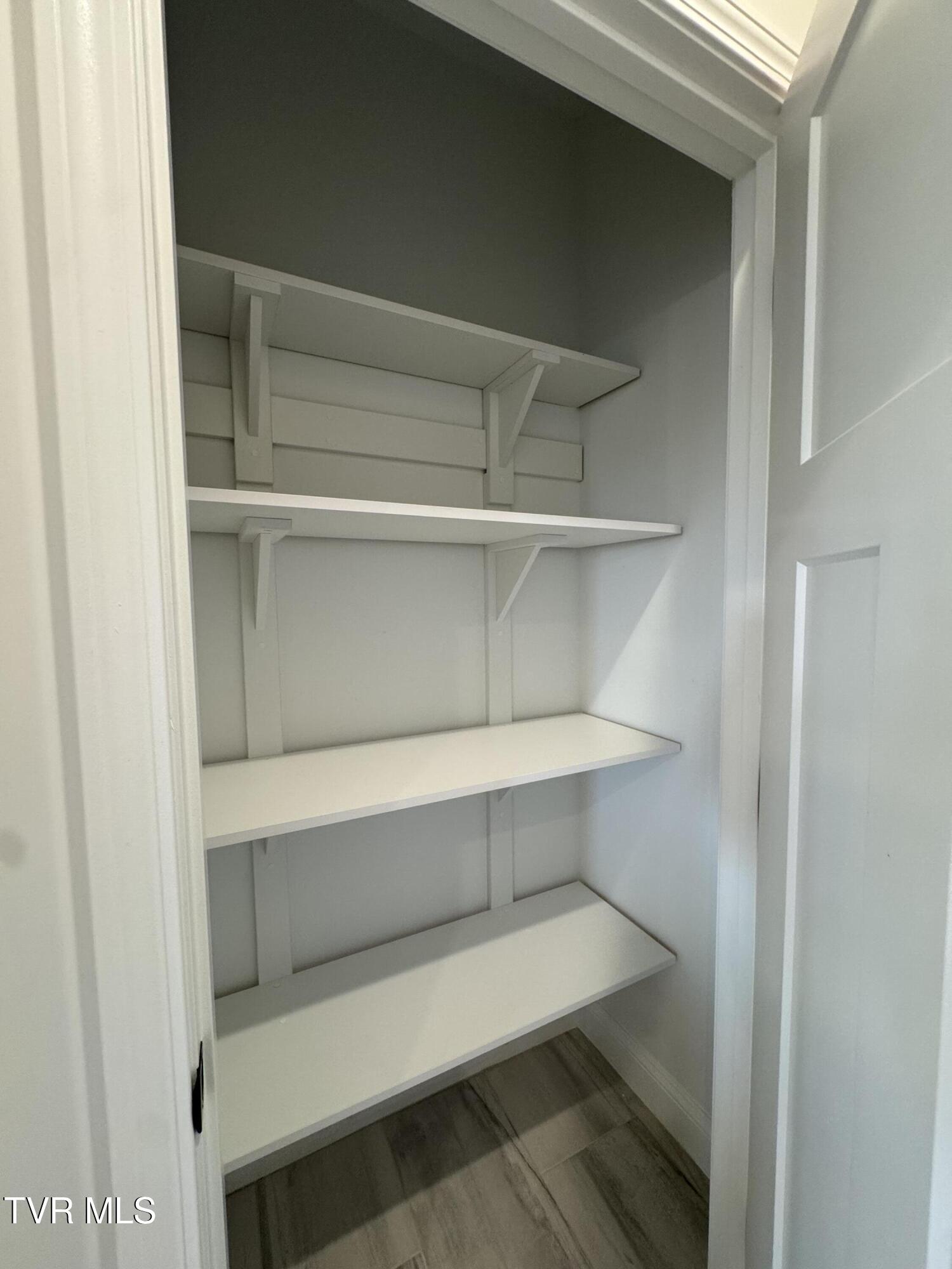 1196 Hawley Road Blountville, TN 37617 - Photo 6 of 24 IMG_2191