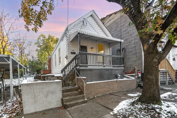 $184,900 | 209 East 10th Street, Covington, KY 41011