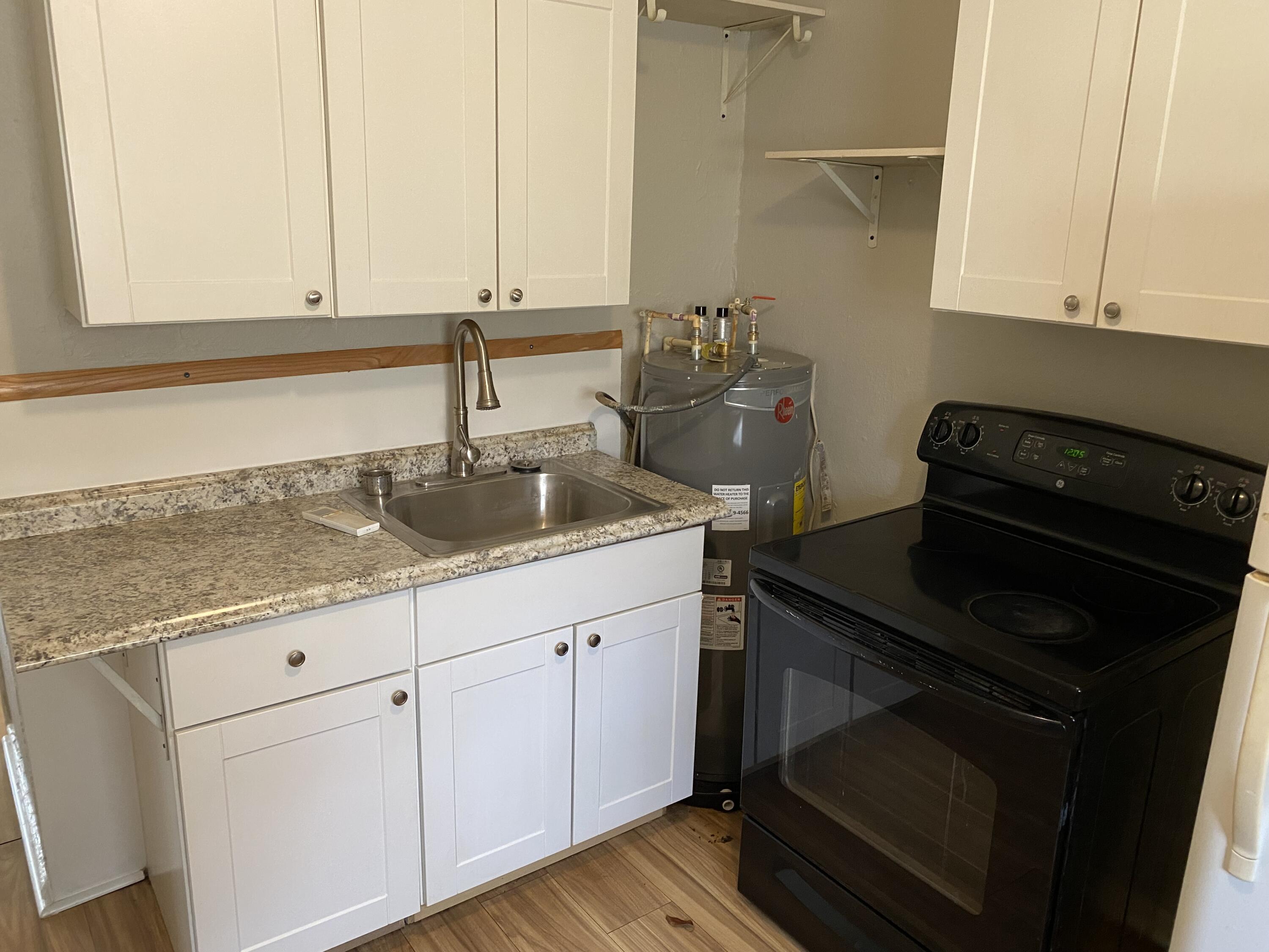 708 West 47th Street, Unit A Chattanooga, TN 37410 - Photo 5 of 6 IMG_7569