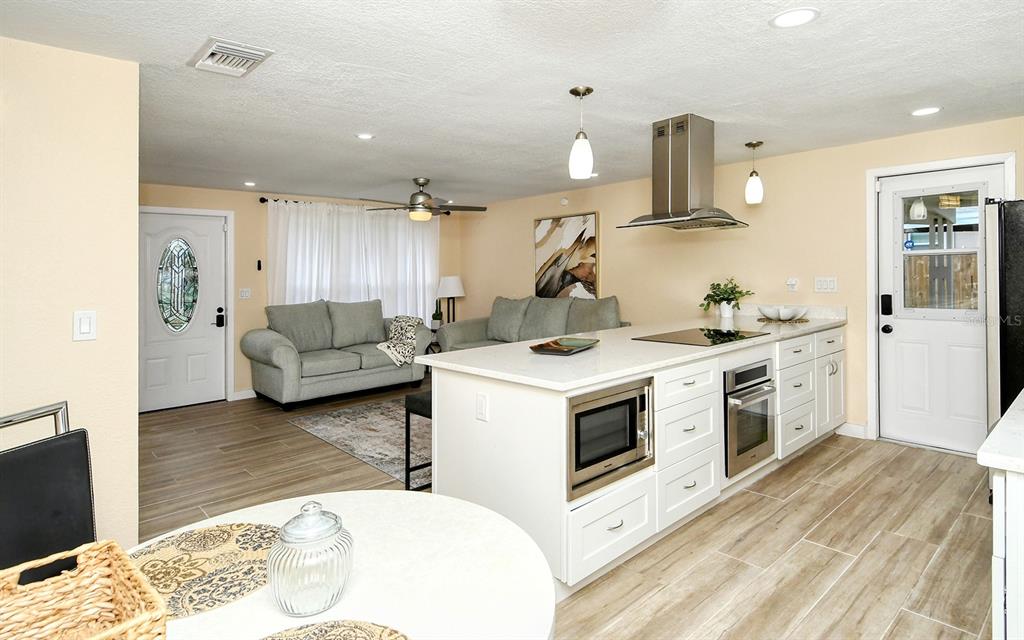 307 Southland Road Venice, FL 34293 - Photo 14 of 56
