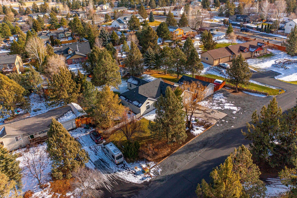 63620 Boyd Acres Road Bend, OR 97701 - Photo 44 of 53 RileyVisuals-25