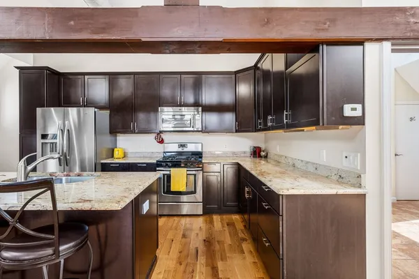 $849,999 | 143 Burrill Street, Unit 301, Swampscott, MA 01907