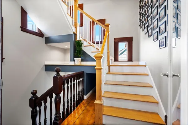 $849,999 | 143 Burrill Street, Unit 301, Swampscott, MA 01907