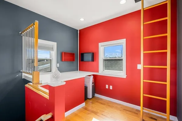 $829,999 | 143 Burrill Street, Unit 301, Swampscott, MA 01907
