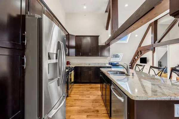 $829,999 | 143 Burrill Street, Unit 301, Swampscott, MA 01907