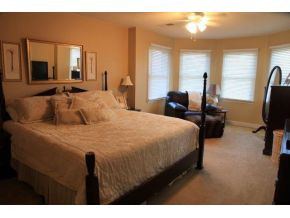3404 Redstone Road Johnson City, TN 37604 - Photo 15 of 21 Guest bedroom