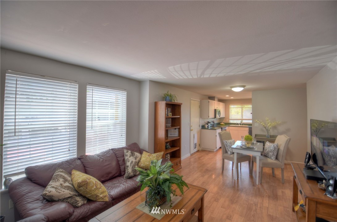 18011 Iris Place Southwest Rochester, WA 98579 - Photo 6 of 23 Gallery Image 6