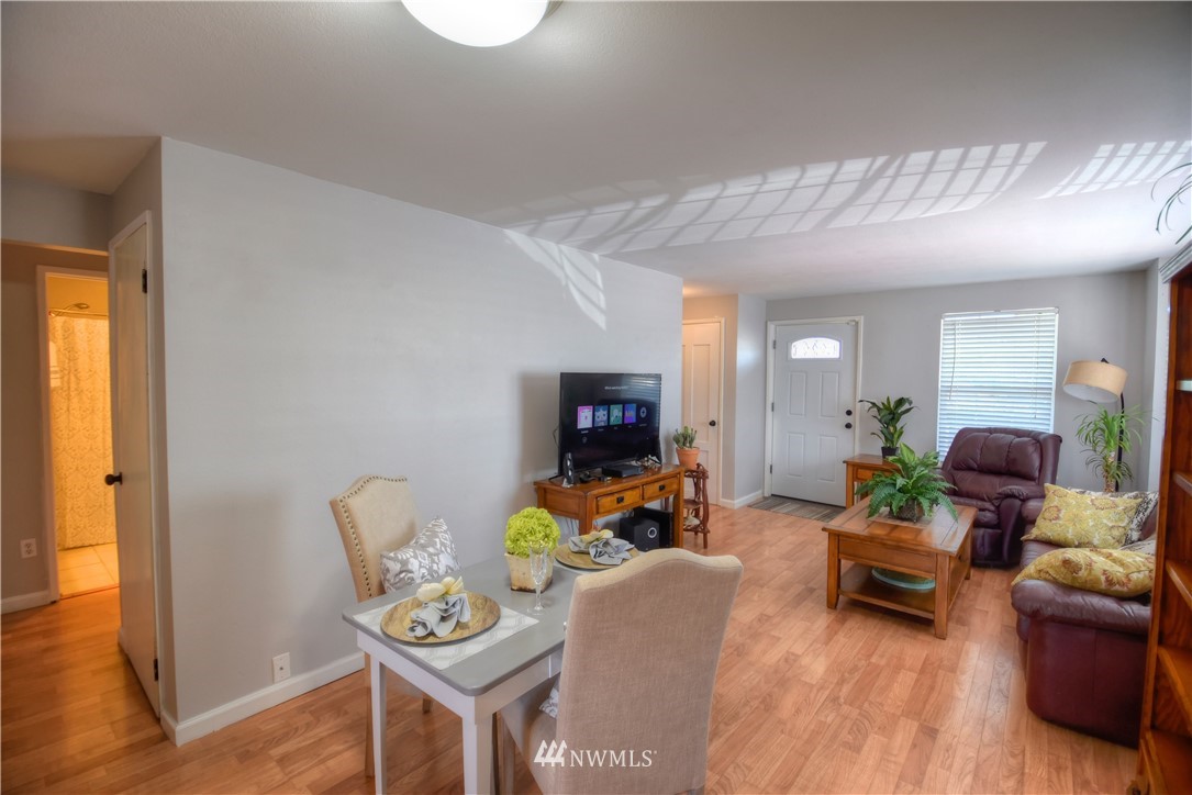 18011 Iris Place Southwest Rochester, WA 98579 - Photo 7 of 23 Gallery Image 7