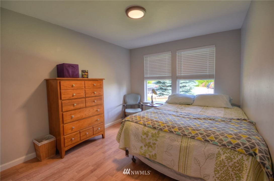 18011 Iris Place Southwest Rochester, WA 98579 - Photo 10 of 23 Gallery Image 10