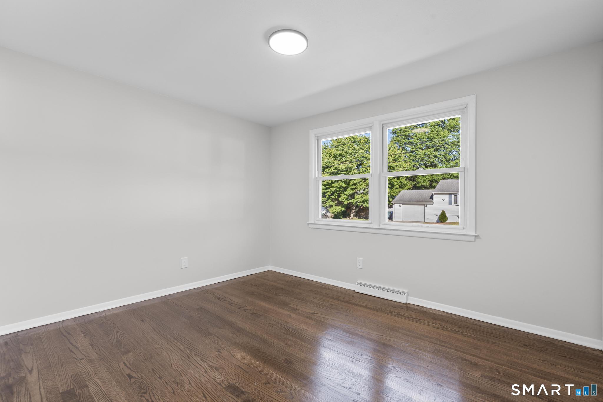 47 Williamson Road Hamden, CT 06517 - Photo 15 of 35