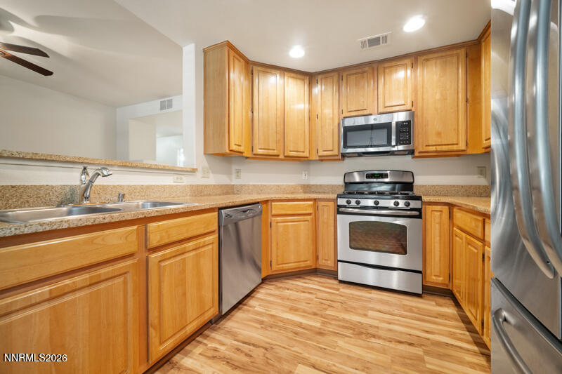 900 South Meadows Parkway, Unit 3011 Reno, NV 89521 - Photo 8 of 43 900 S Meadows Pkwy 3011 (9 of 52)