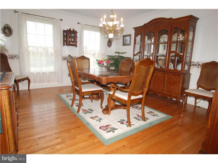 105 Beacon Hill Road Temple, PA 19560 - Photo 4 of 25 Gallery Image 4