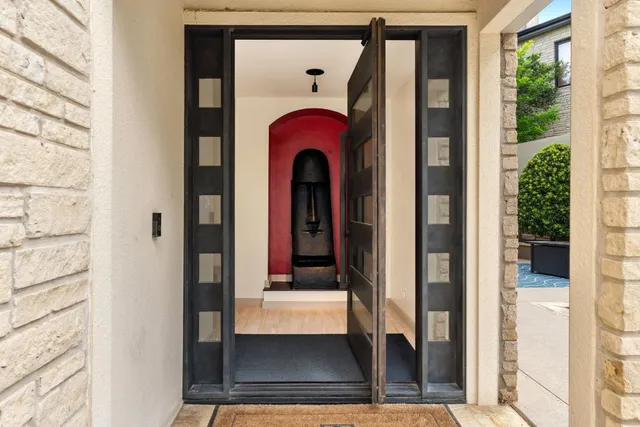 $5,900 | 9 Swiftwater Trail, The Hills, TX 78738