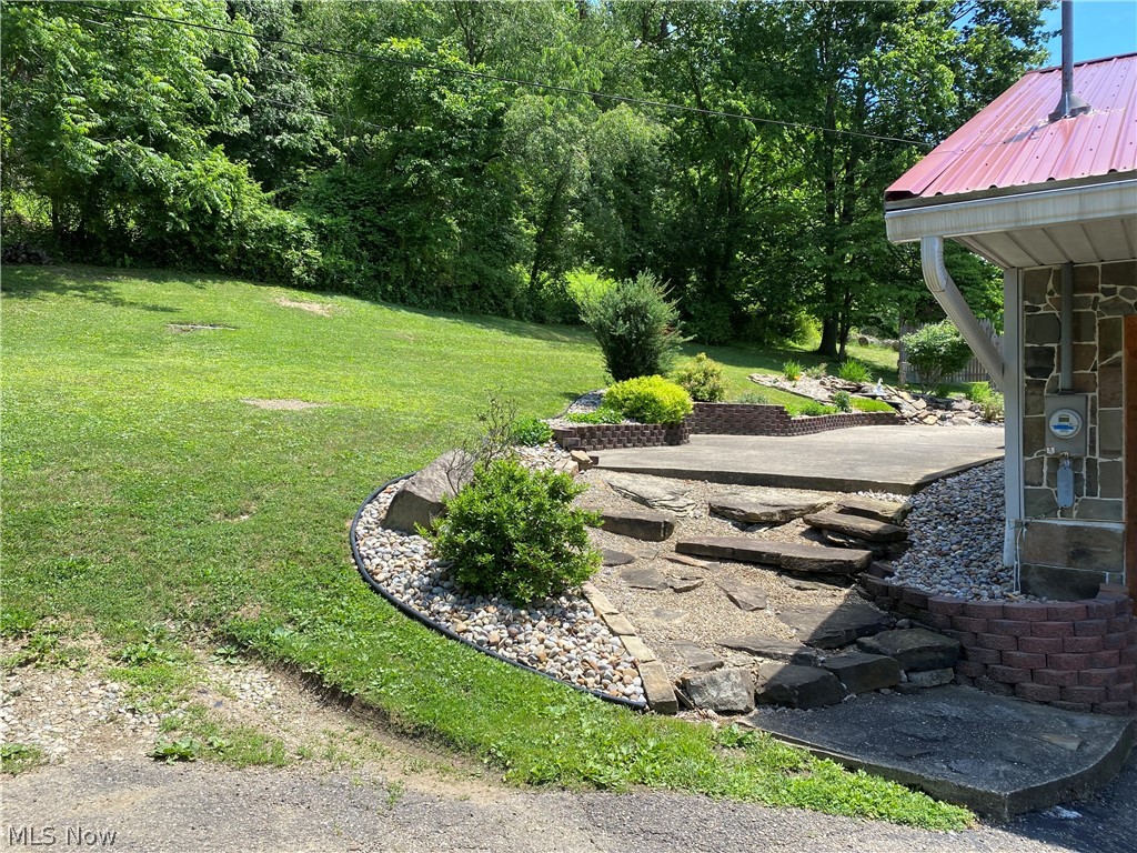 2103 Wainwright Road New Philadelphia, OH 44663 - Photo 38 of 39