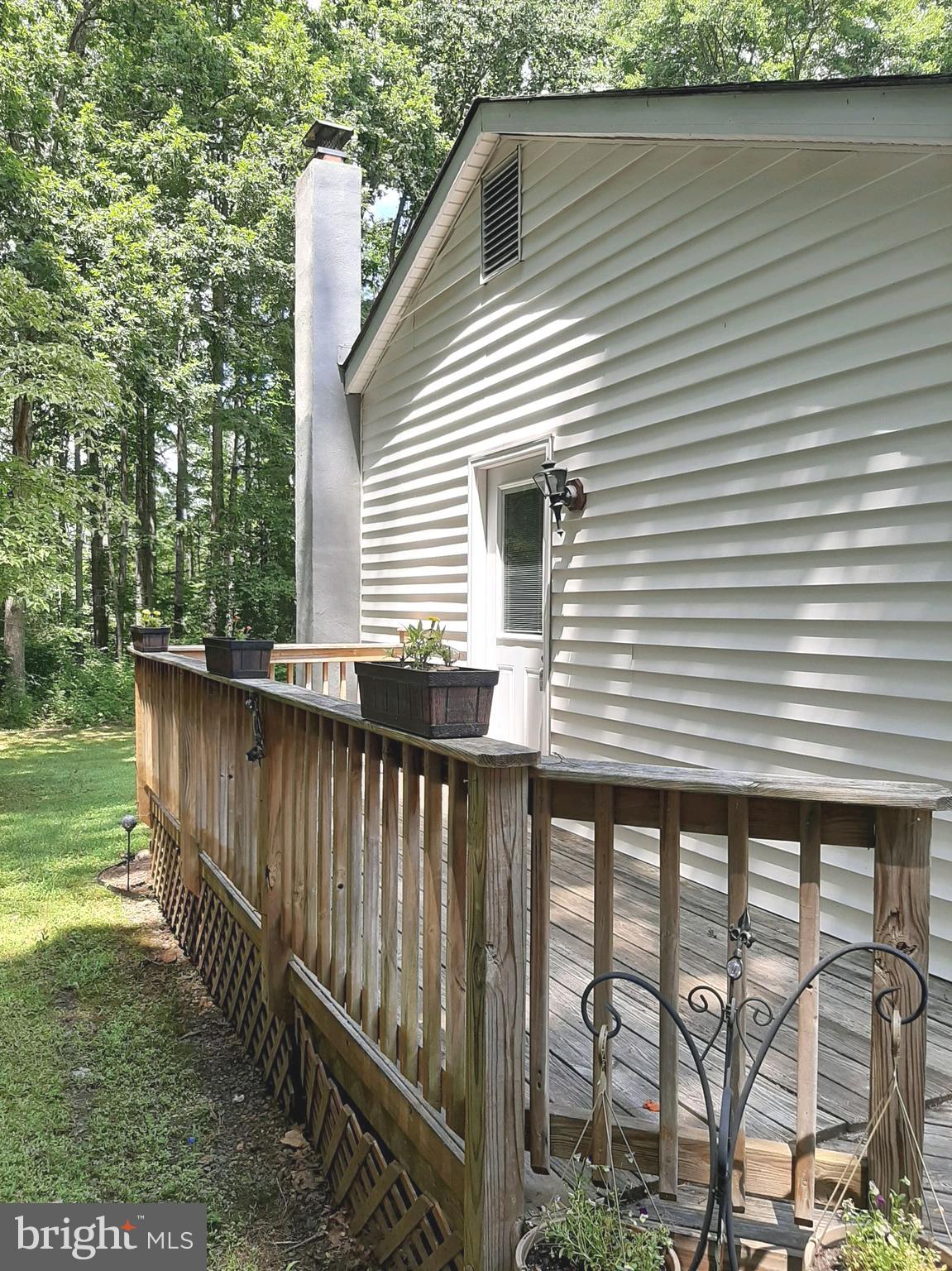 13811 Union Church Road Sumerduck, VA 22742 - Photo 39 of 47 side deck