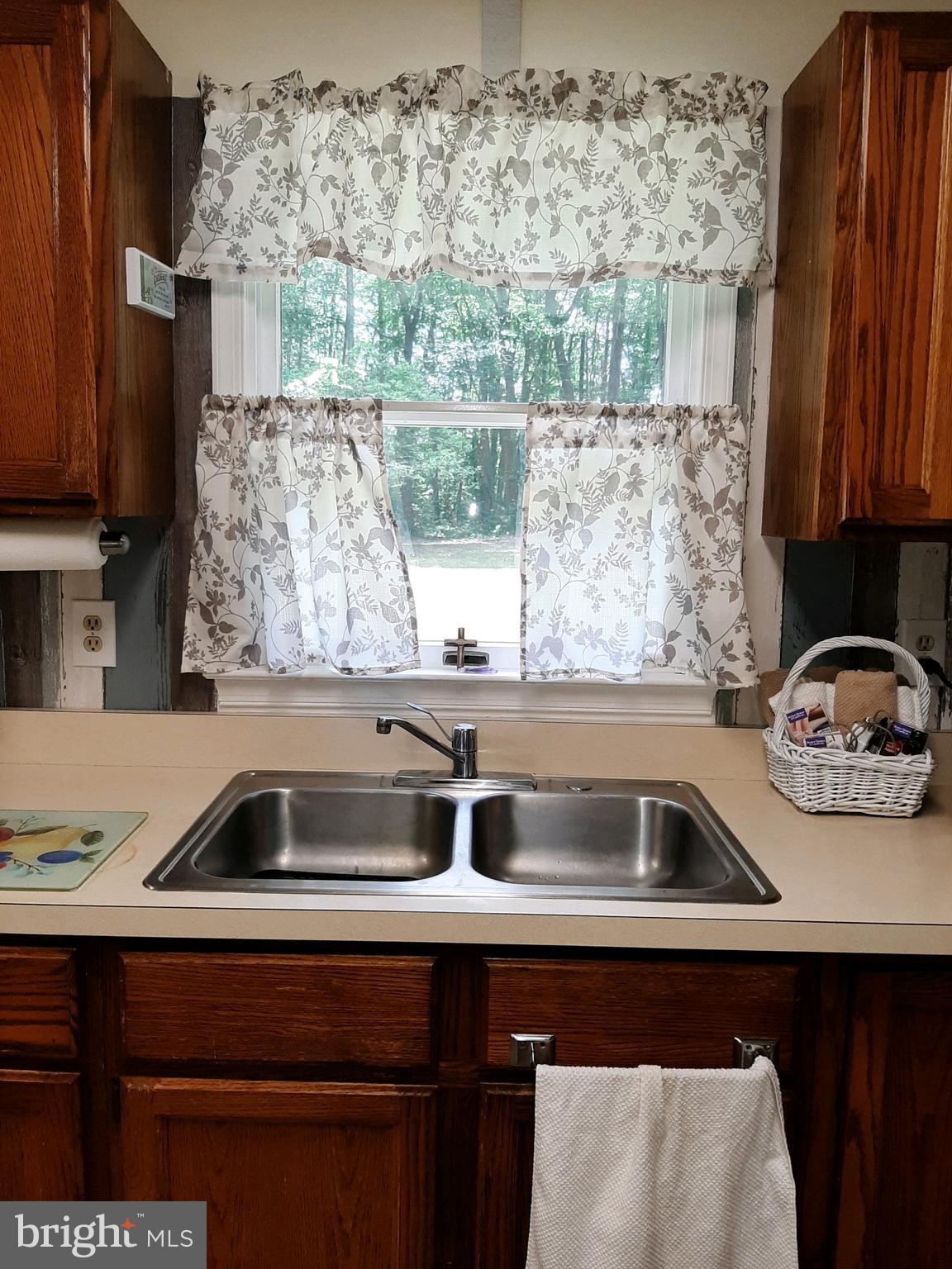 13811 Union Church Road Sumerduck, VA 22742 - Photo 9 of 47 kitchen window